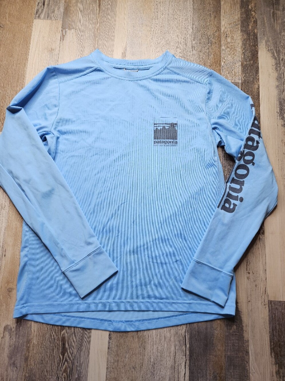 Patagonia Youth Capilene Silkweight Blue Large 12 Long Sleeve Tech Performance